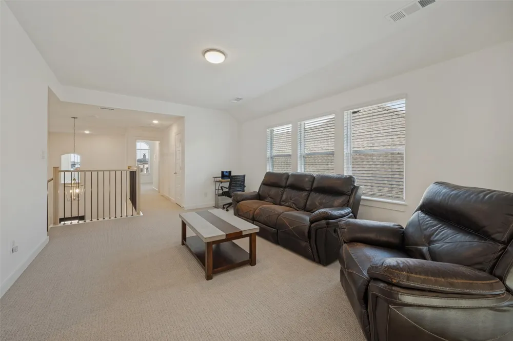 1316 Buttercup Avenue Aubrey, TX 76227