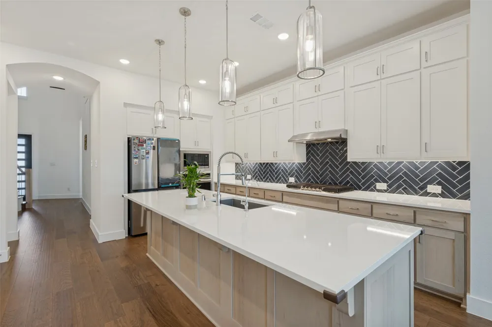 1316 Buttercup Avenue Aubrey, TX 76227