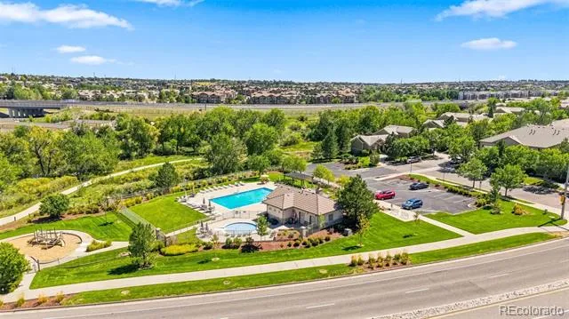 7147 S Versailles Street Aurora, CO 80016