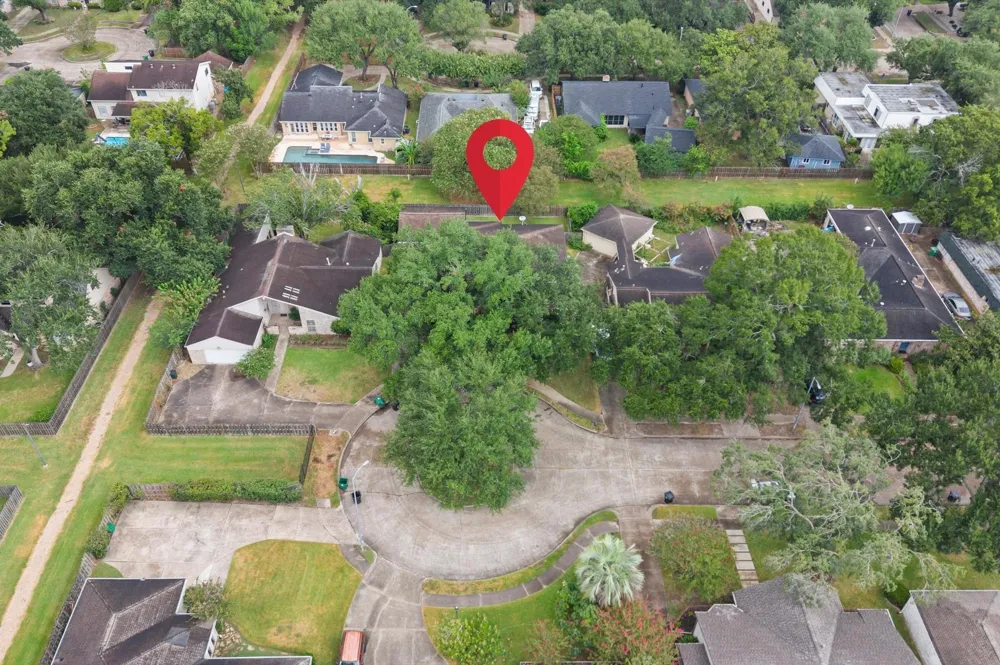 6114 Rollingbrook Drive Houston, TX 77096
