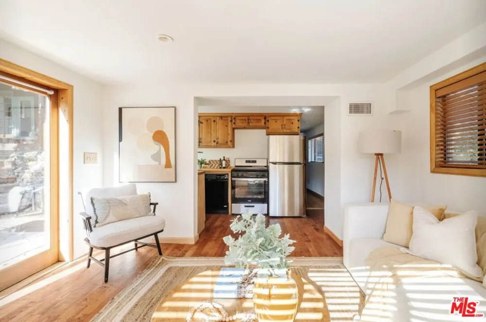 517 Canon View Trail Topanga, CA 90290