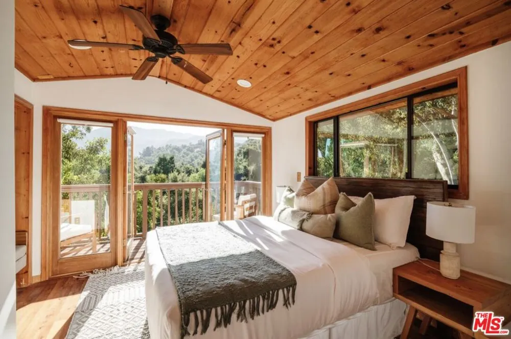 517 Canon View Trail Topanga, CA 90290