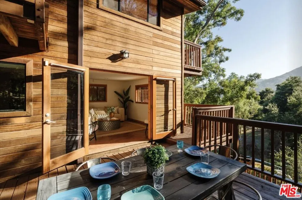 517 Canon View Trail Topanga, CA 90290