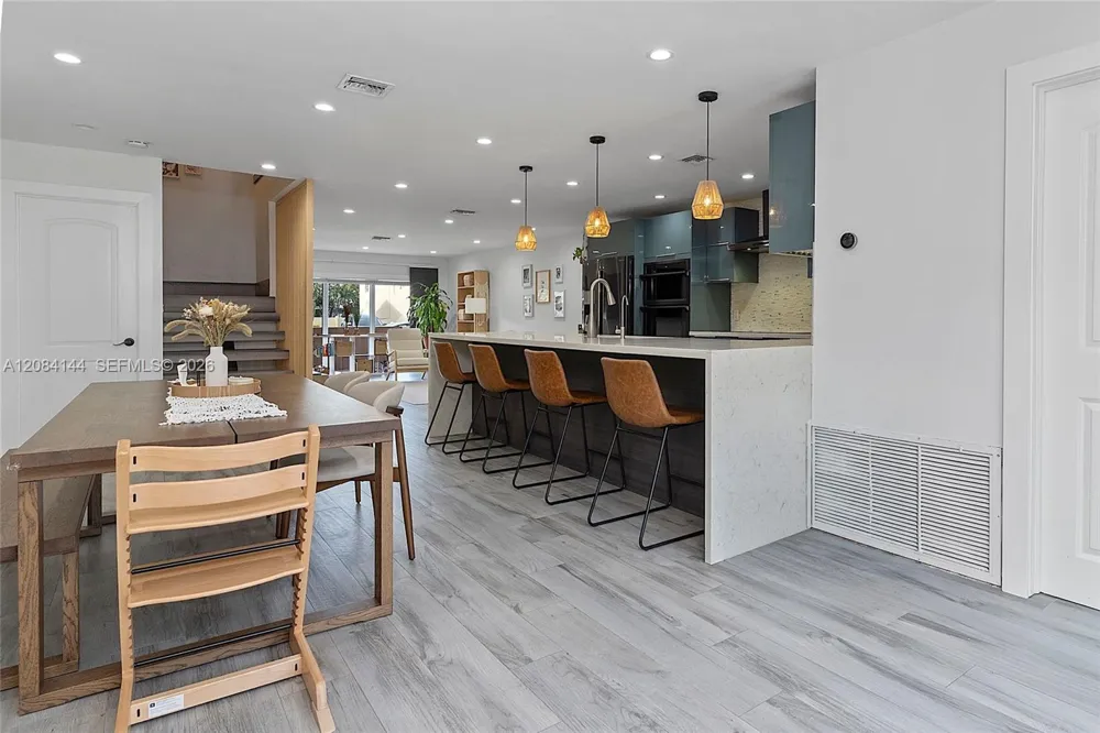 4868 Sheridan St #5 Hollywood, FL 33021