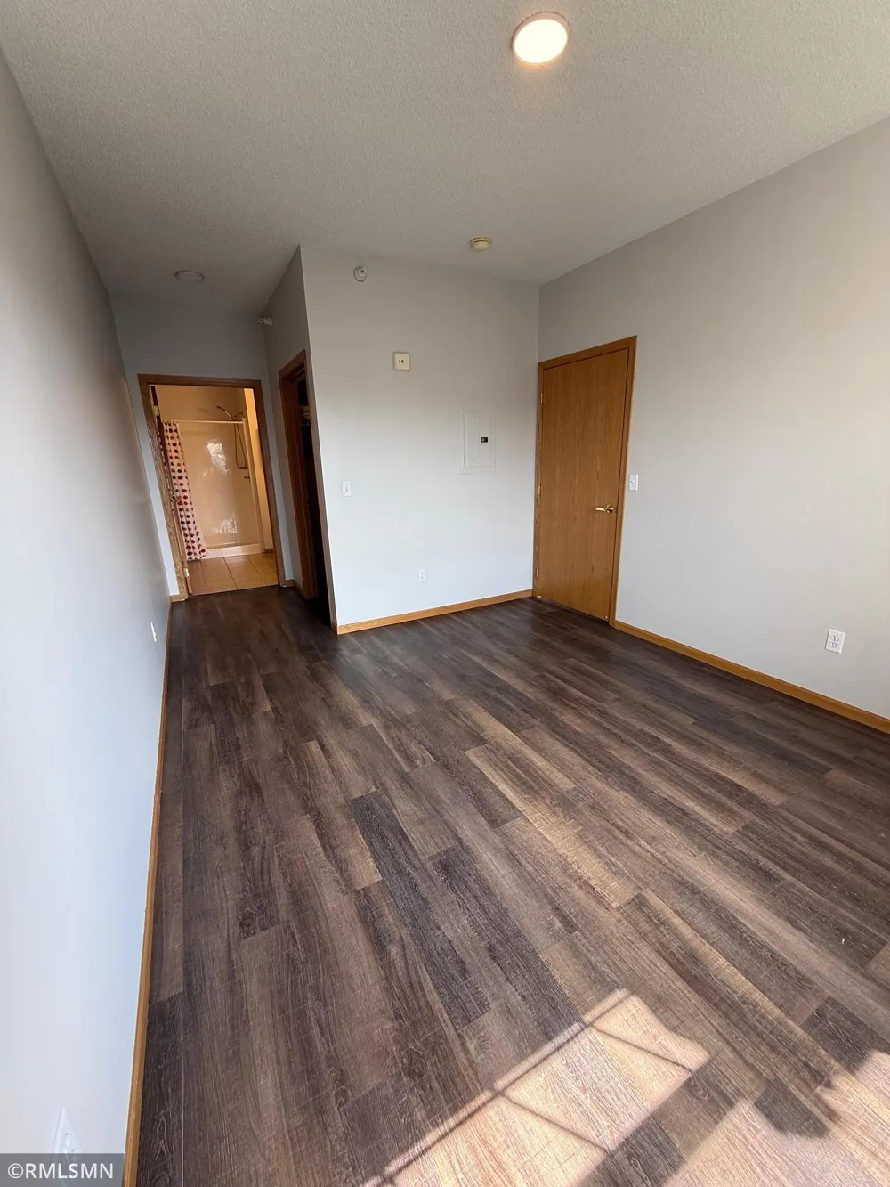 4824 E 53rd Street #523 Minneapolis, MN 55417