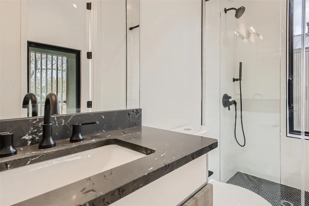 1214 Pasadena Drive #UNIT 2 Austin, TX 78757