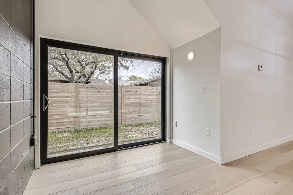 1214 Pasadena Drive #UNIT 2 Austin, TX 78757