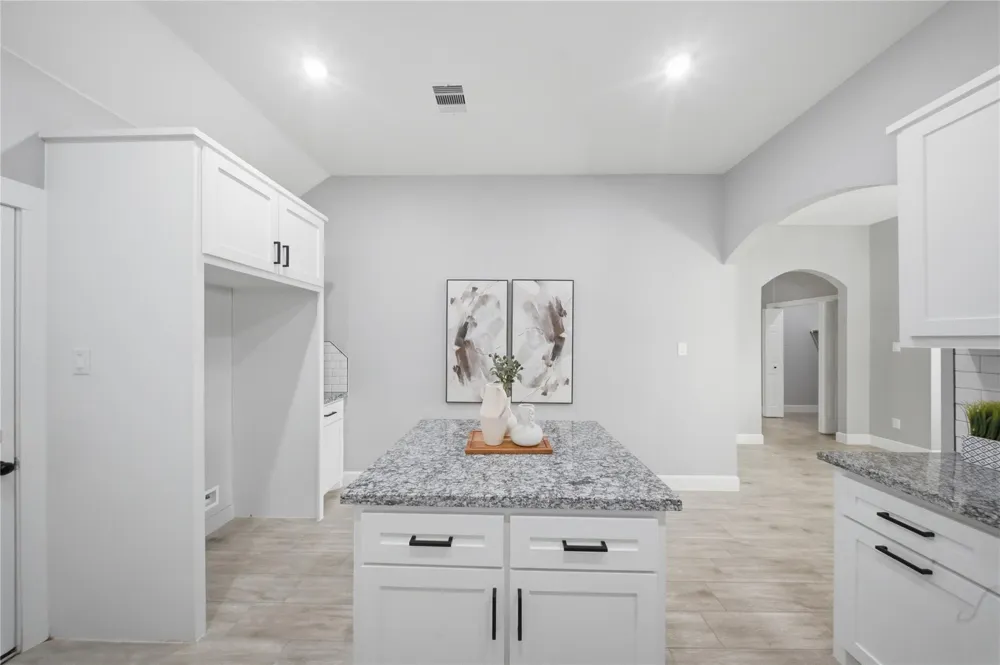 5014 E Meadow Drive Deer Park, TX 77536