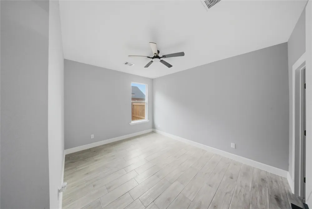 5014 E Meadow Drive Deer Park, TX 77536