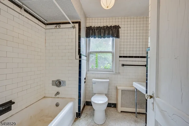 462 Union Ave Middlesex, NJ 08846