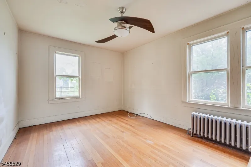 462 Union Ave Middlesex, NJ 08846