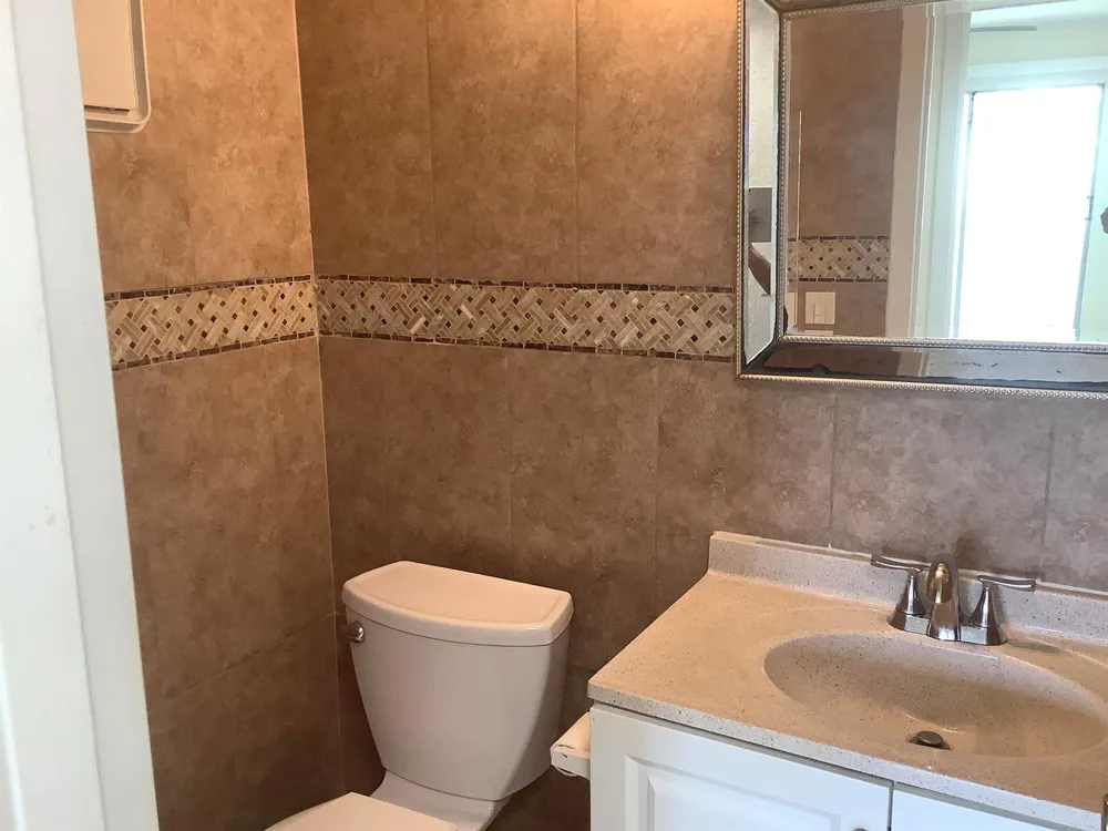 1045 EXETER C #1045 Boca Raton, FL 33434