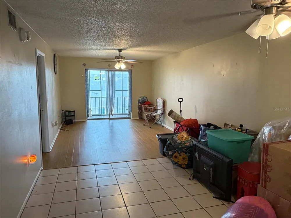 3753 LAKE BAYSHORE DRIVE #305 Bradenton, FL 34205