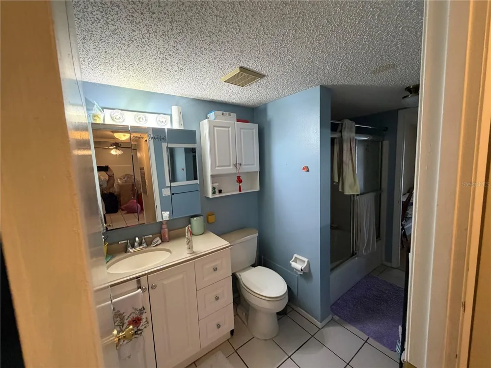 3753 LAKE BAYSHORE DRIVE #305 Bradenton, FL 34205