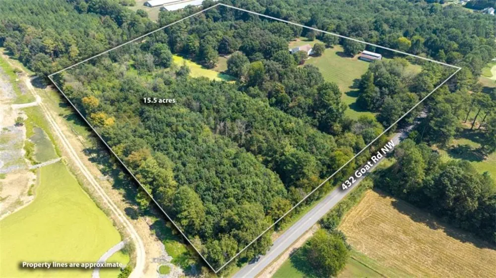 437 Goat Road Resaca, GA 30735