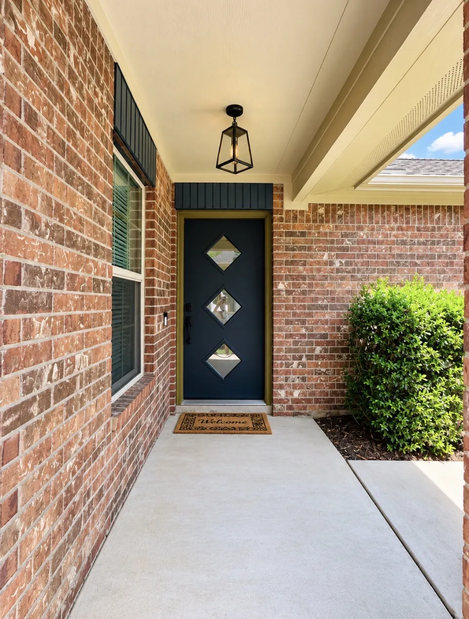 371 Housefinch Loop Leander, TX 78641