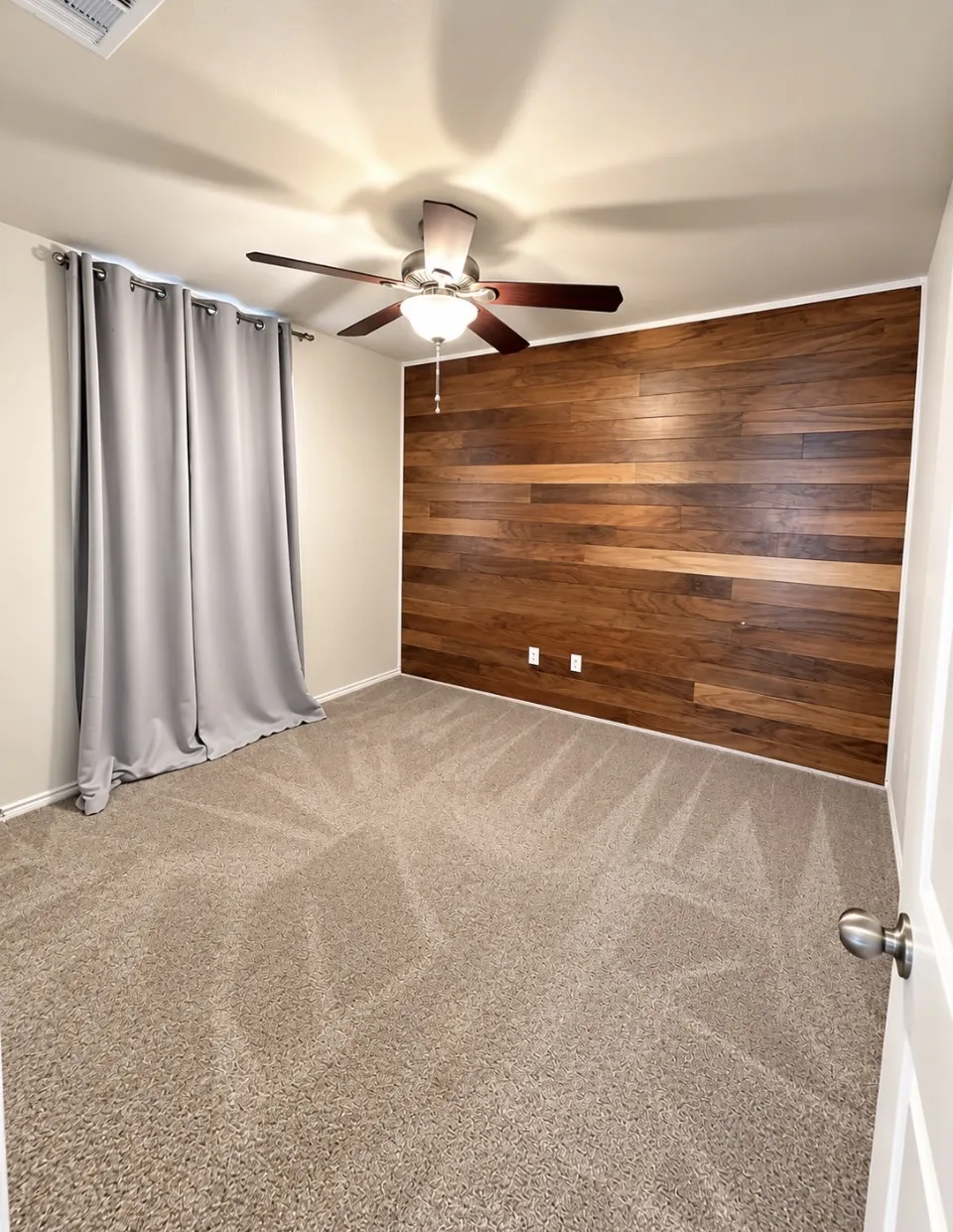 371 Housefinch Loop Leander, TX 78641
