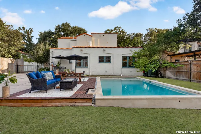 339 W HOLLYWOOD AVE San Antonio, TX 78212