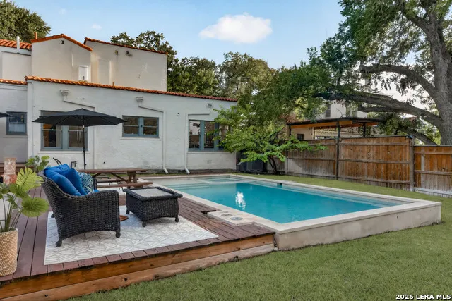 339 W HOLLYWOOD AVE San Antonio, TX 78212