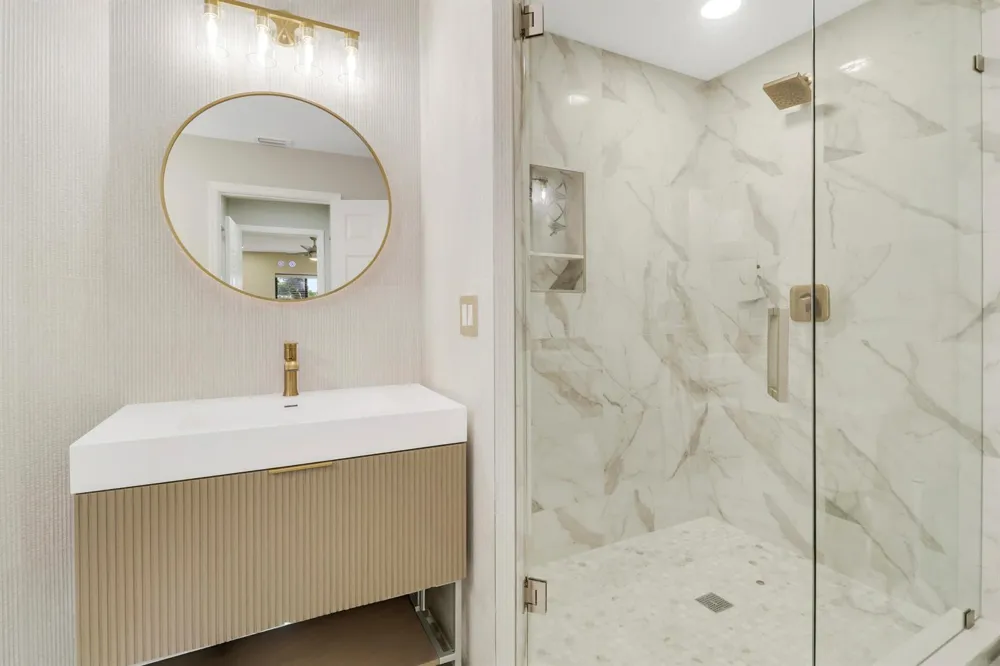 1143 Duncan Circle #202 Palm Beach Gardens, FL 33418