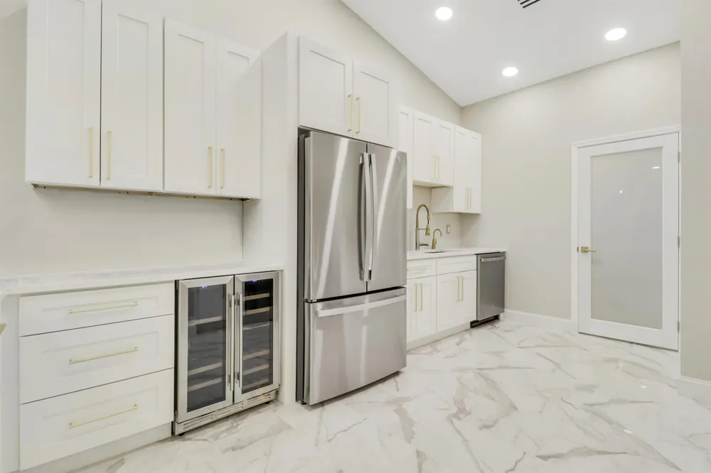 1143 Duncan Circle #202 Palm Beach Gardens, FL 33418