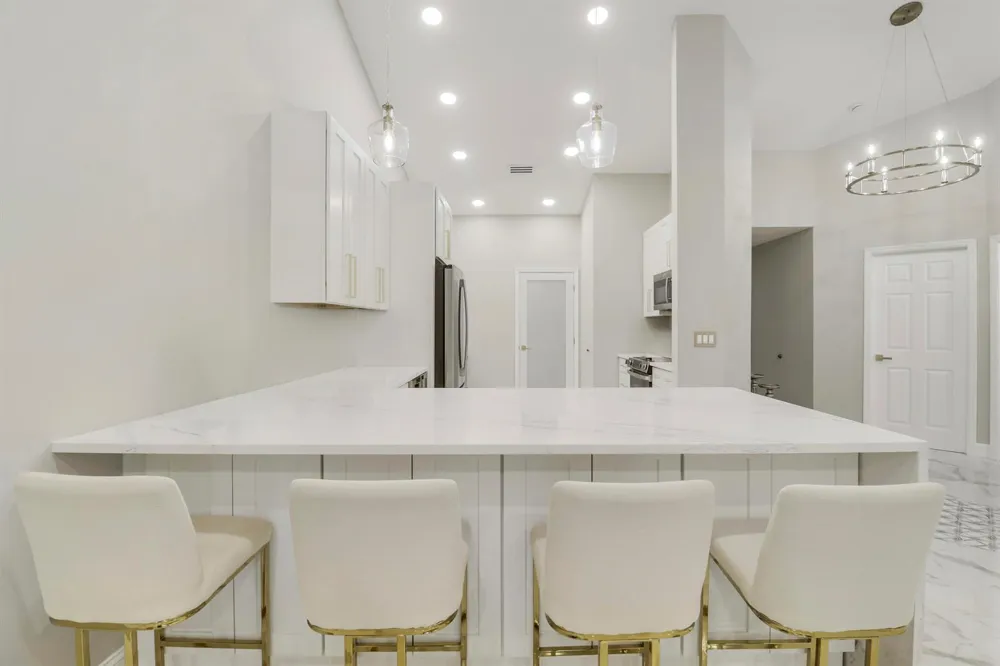 1143 Duncan Circle #202 Palm Beach Gardens, FL 33418