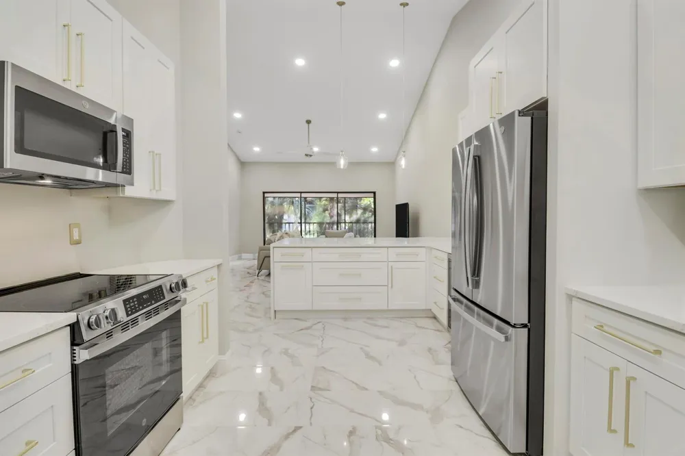 1143 Duncan Circle #202 Palm Beach Gardens, FL 33418