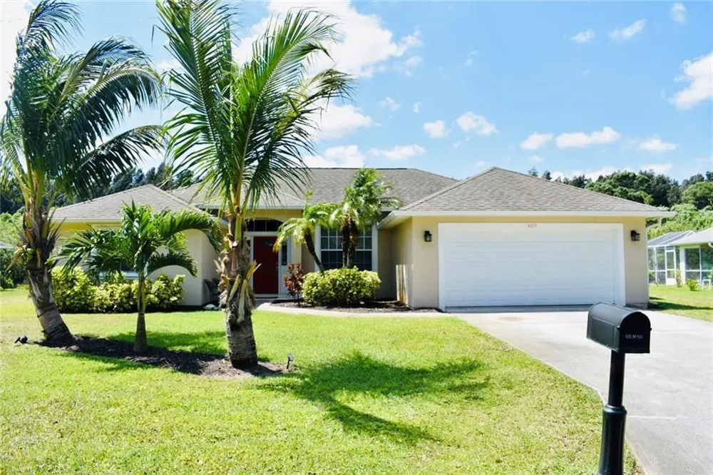 4819 51ST COURT Vero Beach, FL 32967