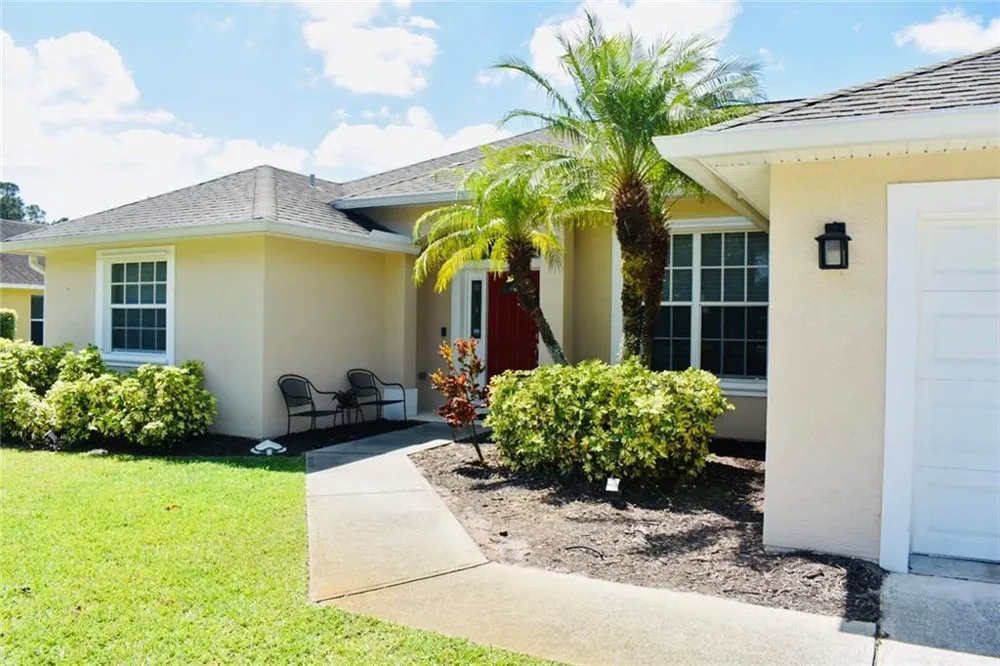 4819 51ST COURT Vero Beach, FL 32967