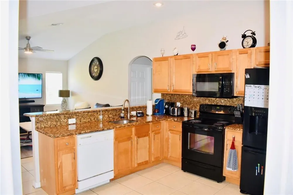 4819 51ST COURT Vero Beach, FL 32967
