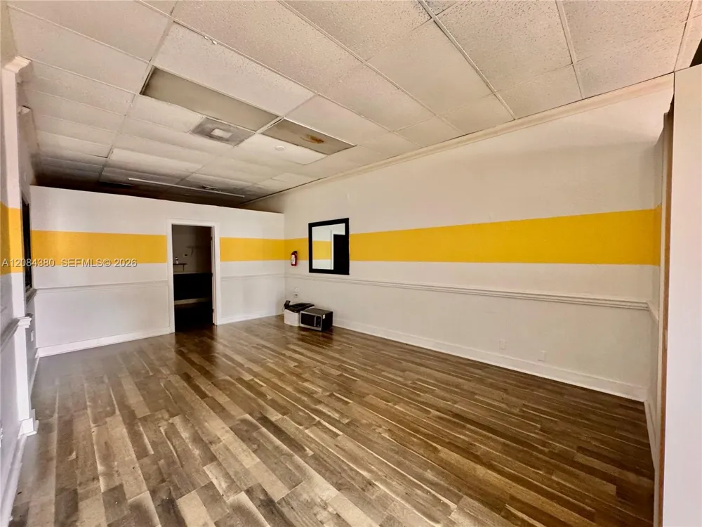 2901 W Commercial Blvd Fort Lauderdale, FL 33309