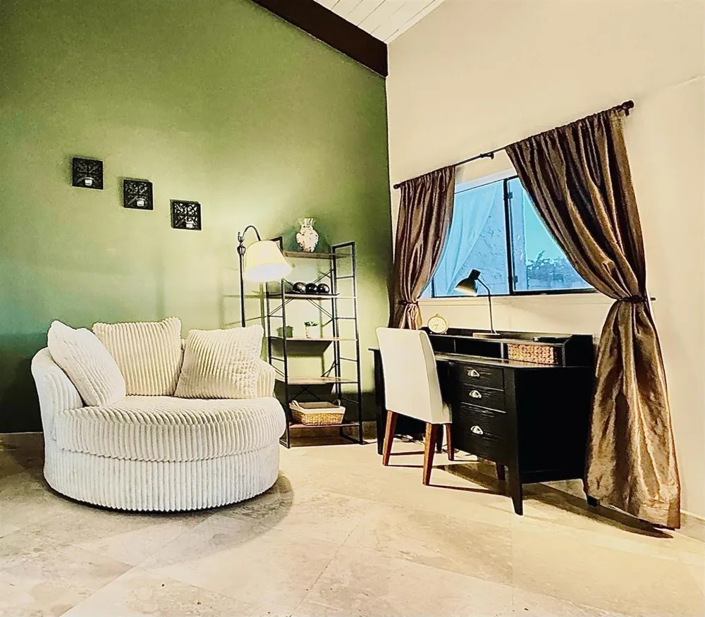 2121 SW 82ND AVENUE Davie, FL 33324