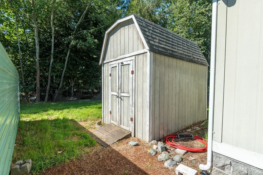 3130 Glacier Lane Camano Island, WA 98282