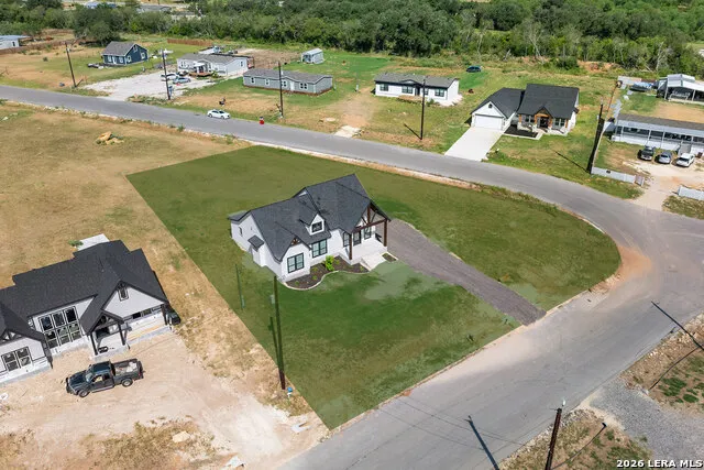 16911 Rancho Escondido Atascosa, TX 78002