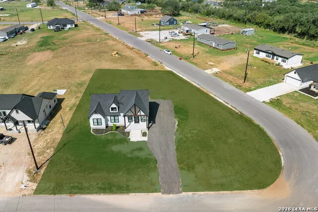 16911 Rancho Escondido Atascosa, TX 78002