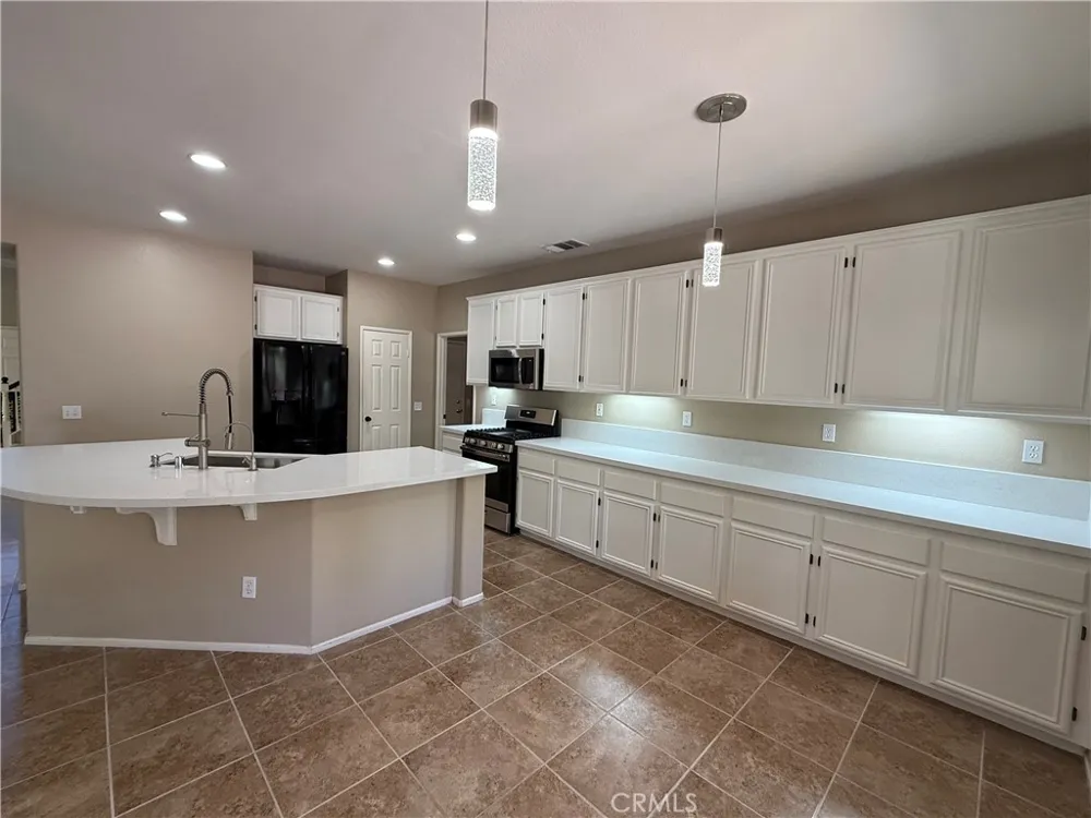 37690 Rushing Wind Court Murrieta, CA 92563