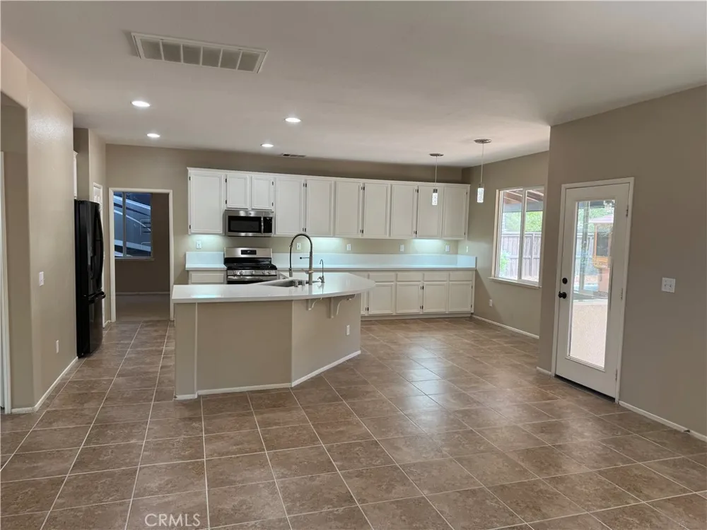 37690 Rushing Wind Court Murrieta, CA 92563