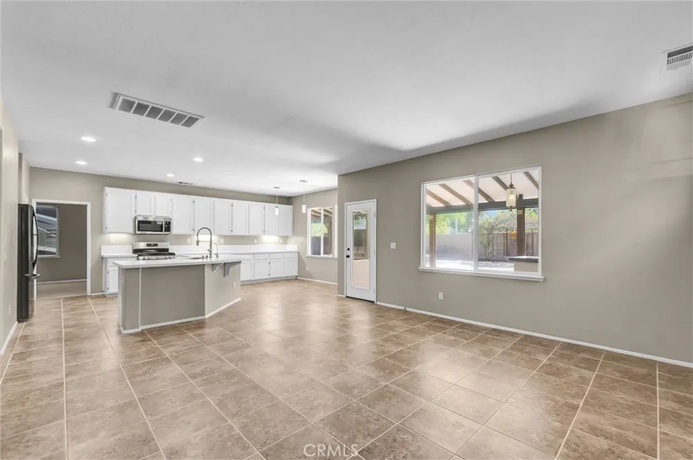 37690 Rushing Wind Court Murrieta, CA 92563