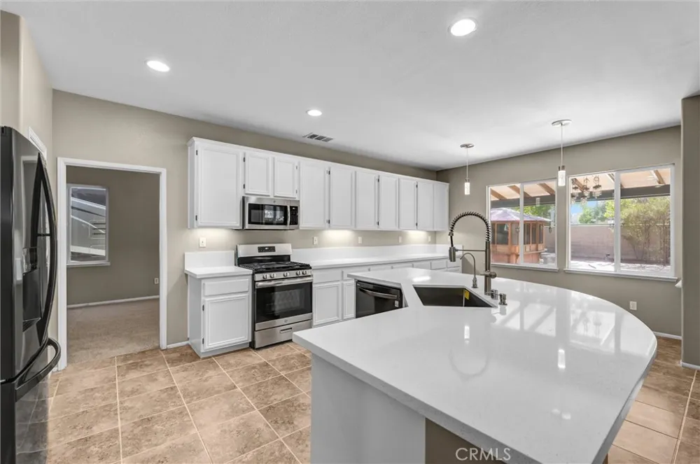 37690 Rushing Wind Court Murrieta, CA 92563