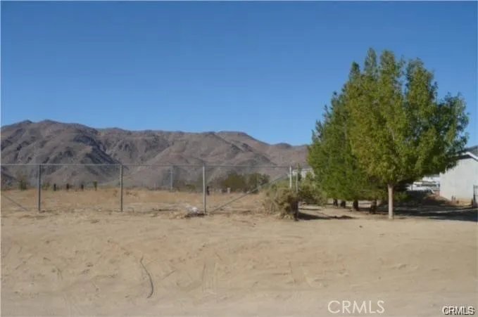 28128 Via Seco Lucerne Valley, CA 92356