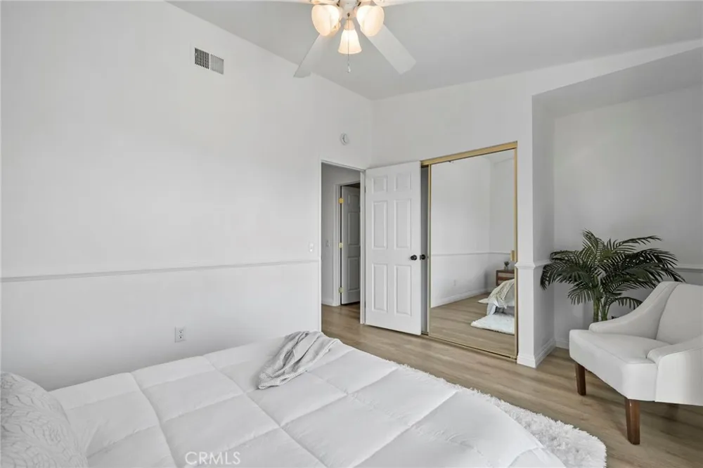162 W Buffington Upland, CA 91784