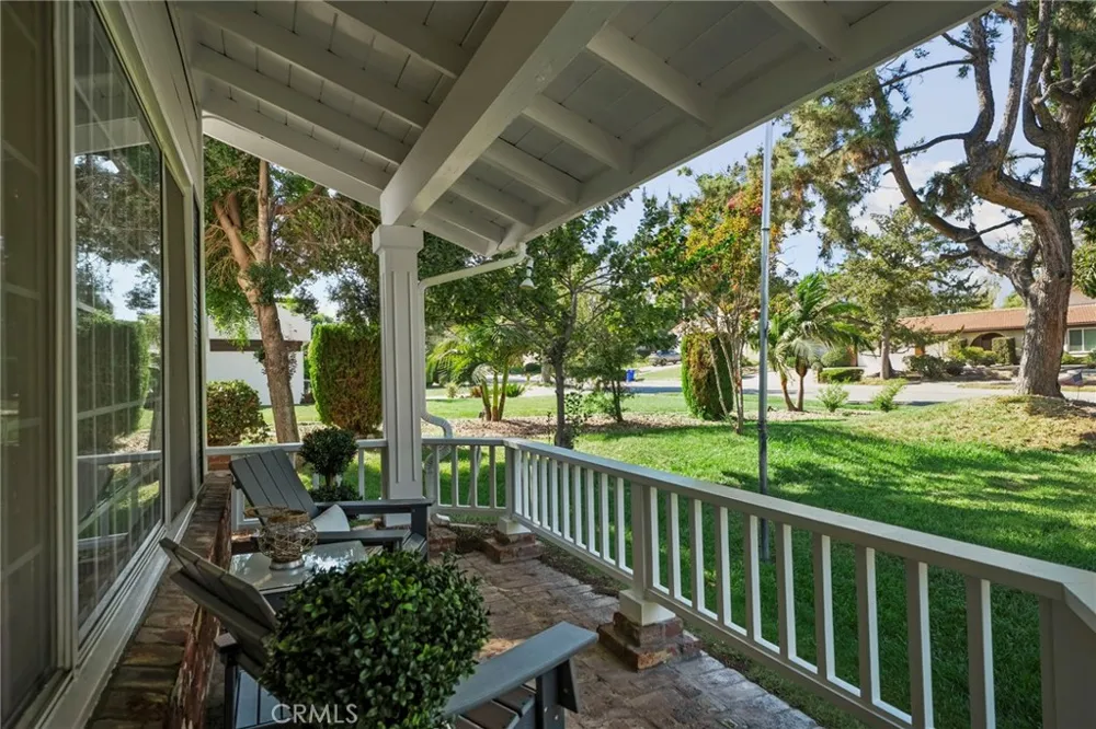 162 W Buffington Upland, CA 91784