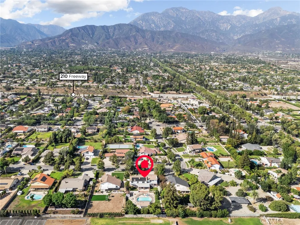 162 W Buffington Upland, CA 91784