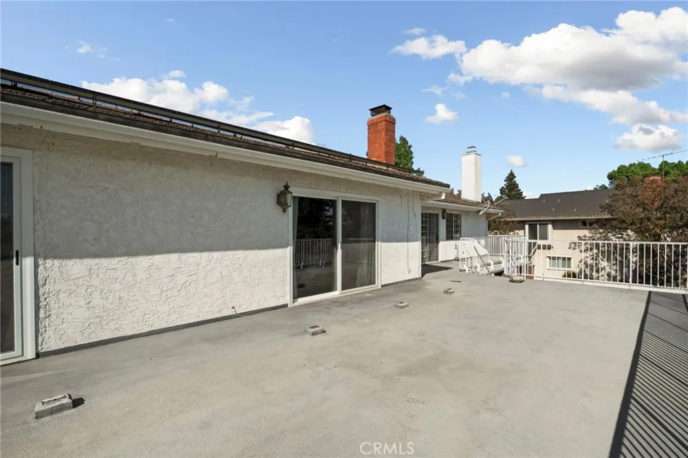 162 W Buffington Upland, CA 91784