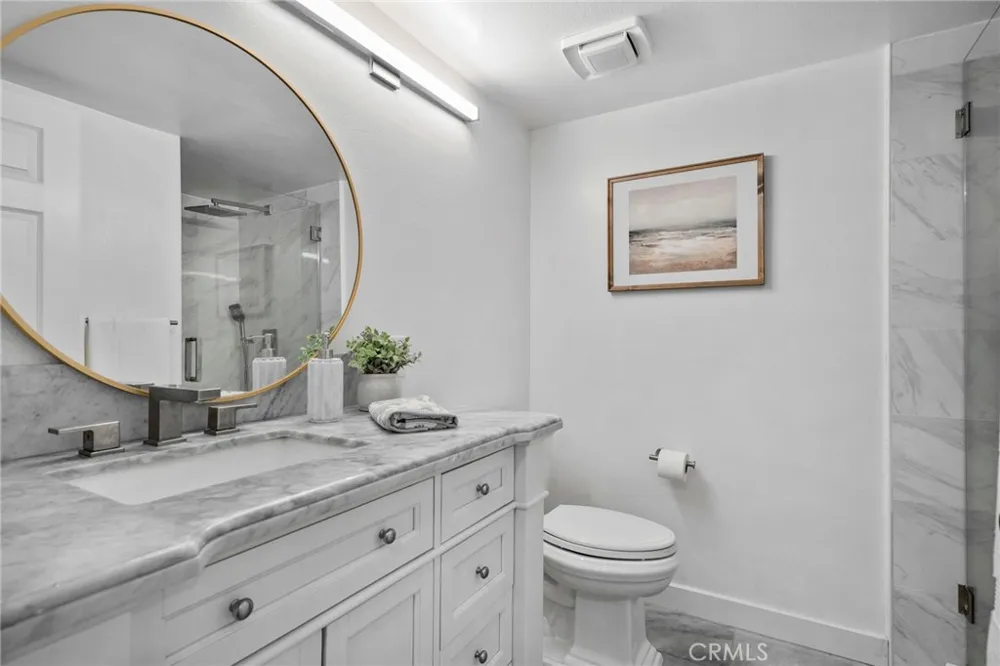 162 W Buffington Upland, CA 91784