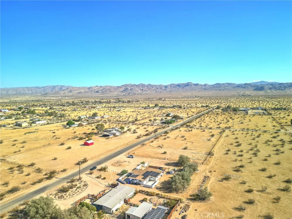 4610 Sunkist Joshua Tree, CA 92252