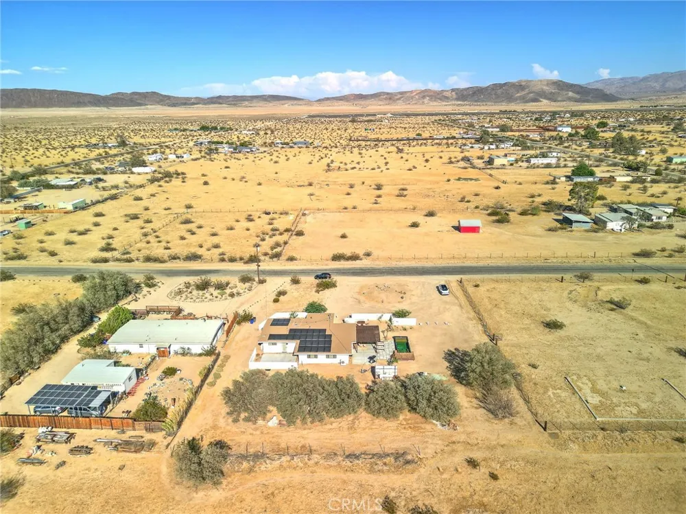 4610 Sunkist Joshua Tree, CA 92252