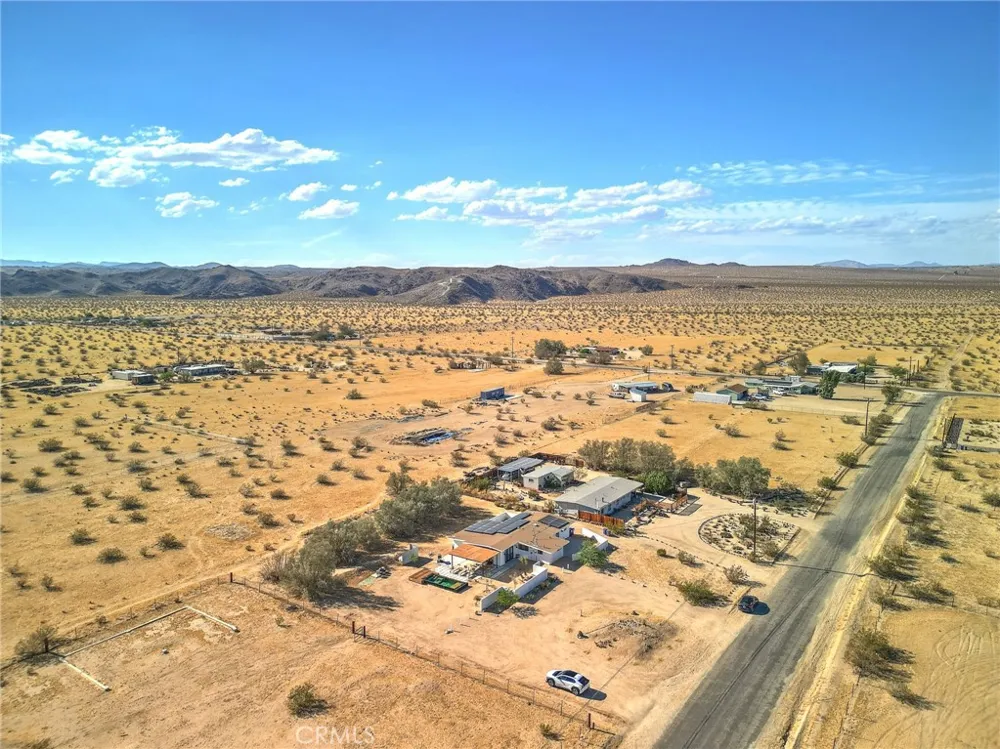 4610 Sunkist Joshua Tree, CA 92252