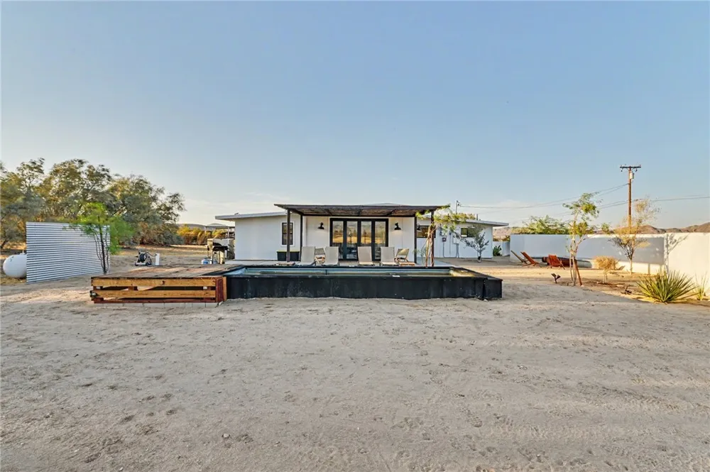 4610 Sunkist Joshua Tree, CA 92252