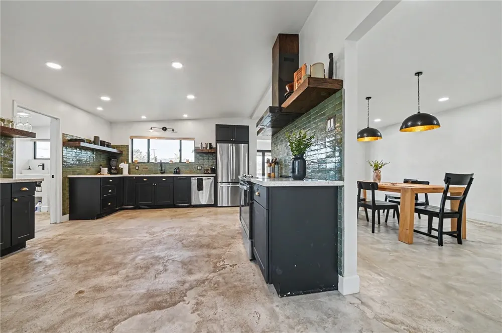 4610 Sunkist Joshua Tree, CA 92252